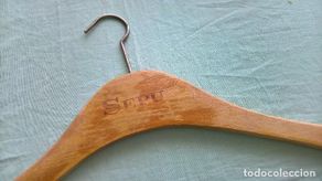 Vintage: SEPU..percha madera de los miticos almacenes..original